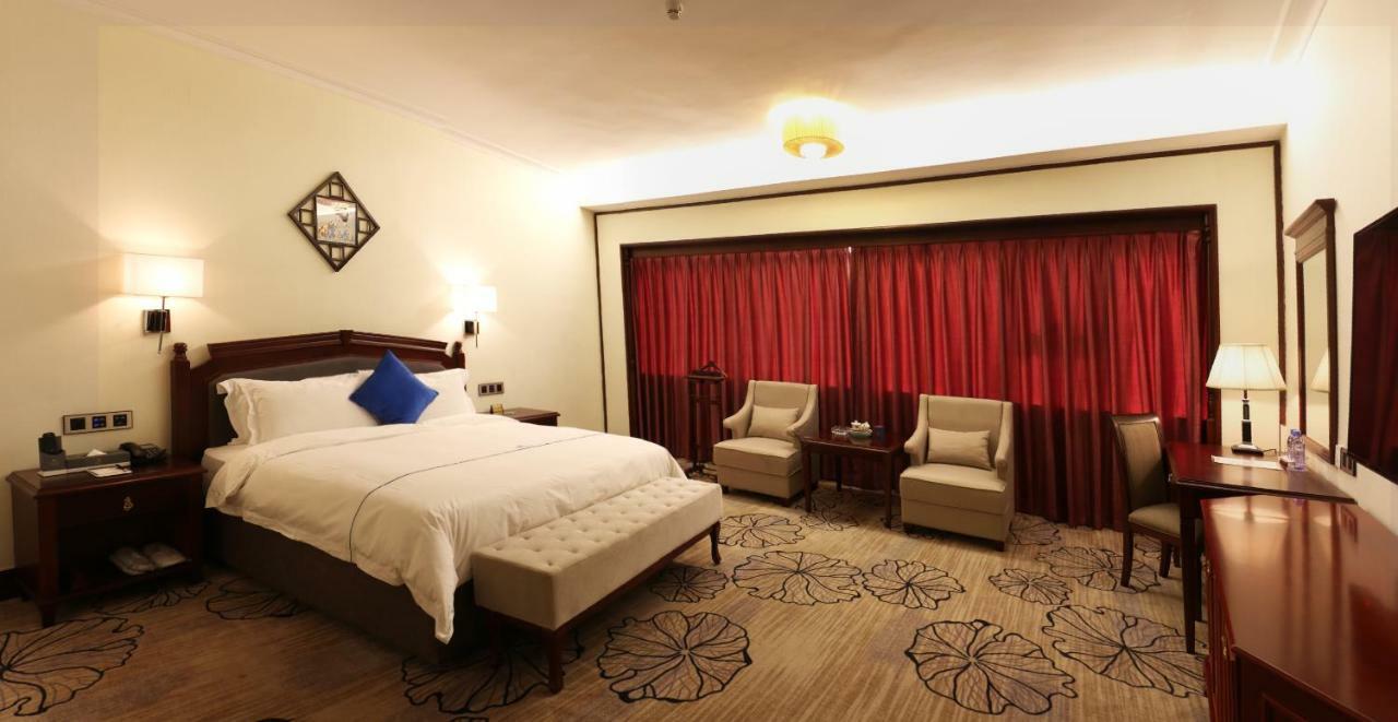 Shenzhen Longgang Jun Yi Hotel Exterior foto